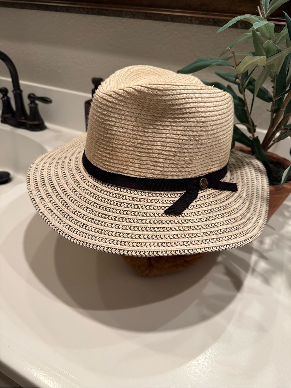 Goorin Bros Natural Straw Hat with Black Accents